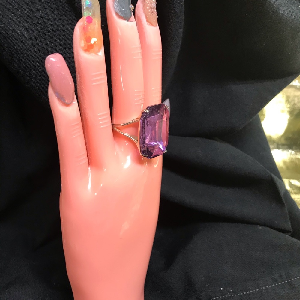 Ring - Picture 2 of 2